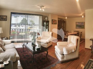 SUITE MUY AMPLIA  CON BALCON DE VENTA EN EL BOSQUE