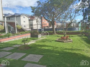 PENTHOUSE  DE VENTA  EN LA GONZÁLEZ SUÁREZ