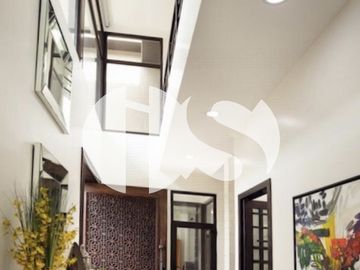 VENDE CASA EN SAN JUAN DE CUMBAYÁ