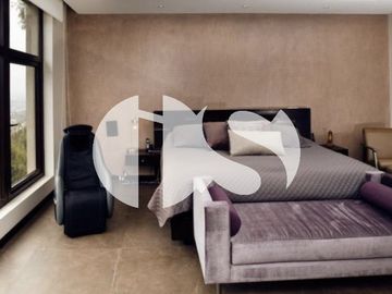 VENDE CASA EN SAN JUAN DE CUMBAYÁ