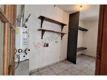 Casa amplia. Zona Consulado Juárez Chih.