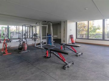 ¡Moderno Depto en Las Condes con Terraza!