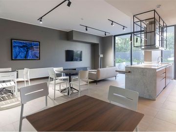 ¡Moderno Depto en Las Condes con Terraza!