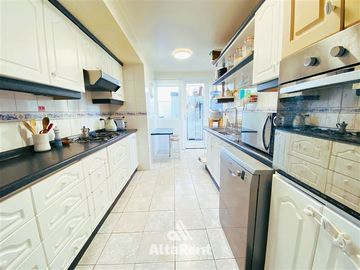 Departamento en Venta en Suecia, Los Leones