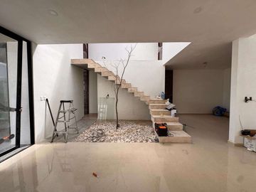 CASA EN VENTA, ALBERCA, 3 HABITACIONES EQUIPADA, PANELES, EN DZITYÁ, MÉRIDA.