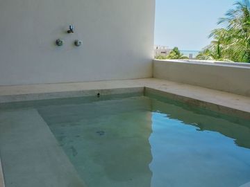 Moderno Edificio de Departamentos en venta en Telchac Puerto