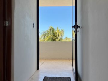 Moderno Edificio de Departamentos en venta en Telchac Puerto