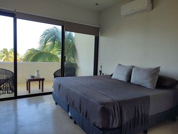 Moderno Edificio de Departamentos en venta en Telchac Puerto