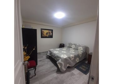 Venta Casa Tres Pisos Santa Isabel