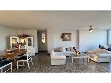 SE VENDE APARTAMENTO EN EL VIEJO PRADO
