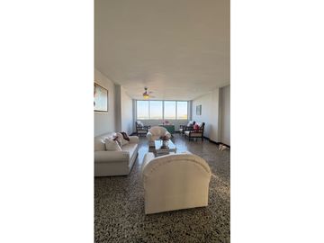 SE VENDE APARTAMENTO EN EL VIEJO PRADO