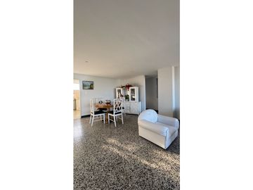 SE VENDE APARTAMENTO EN EL VIEJO PRADO