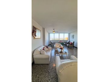 SE VENDE APARTAMENTO EN EL VIEJO PRADO