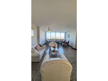 SE VENDE APARTAMENTO EN EL VIEJO PRADO