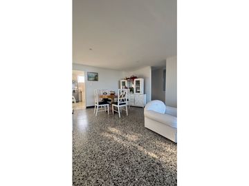 SE VENDE APARTAMENTO EN EL VIEJO PRADO