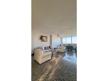 SE VENDE APARTAMENTO EN EL VIEJO PRADO