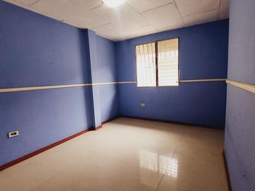 Casa en  venta Urdesa Central, avenida Las monjas conjunto  Reina Victoria GraC.