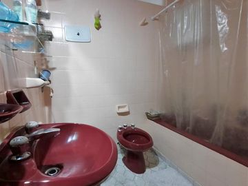 APTO CRÉDITO Venta Departamento 5 o 6 ambientes San Telmo / Monserrat