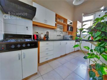 APTO CRÉDITO Venta Departamento 5 o 6 ambientes San Telmo / Monserrat
