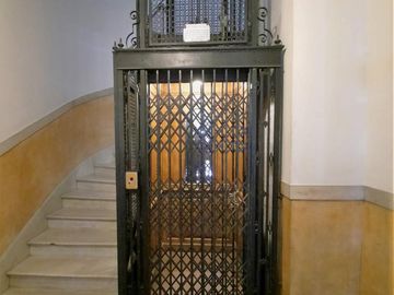 APTO CRÉDITO Venta Departamento 5 o 6 ambientes San Telmo / Monserrat
