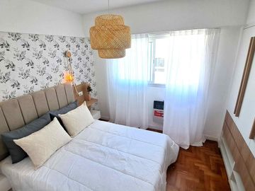 VENDO DEPARTAMENTO 2 AMBIENTES EN ZONA CENTRO COMPLETAMENTE EQUIPADO Y RECICLADO