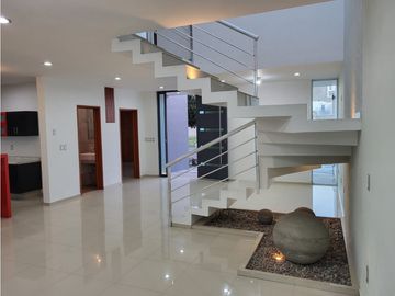 CASA RUBEN NAVARRO FRAC. PARAISO AZUL, ZAMORA MICHOACAN