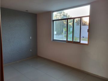CASA RUBEN NAVARRO FRAC. PARAISO AZUL, ZAMORA MICHOACAN