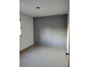 CASA RUBEN NAVARRO FRAC. PARAISO AZUL, ZAMORA MICHOACAN