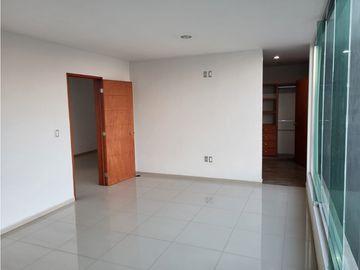 CASA RUBEN NAVARRO FRAC. PARAISO AZUL, ZAMORA MICHOACAN