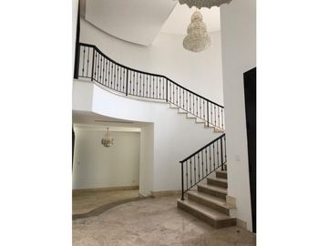 VENTA DE CASA EN COSTA DEL ESTE - PH PASEO DEL PARQUE