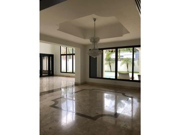 VENTA DE CASA EN COSTA DEL ESTE - PH PASEO DEL PARQUE