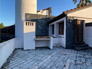 Venta - Casa de Categoria - Costa Azul, Villa Carlos Paz