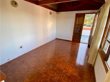 Venta - Casa de Categoria - Costa Azul, Villa Carlos Paz