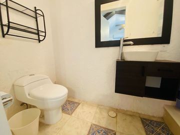 Casa Sola en Pedregal de las Fuentes Jiutepec - CAEN-1089-Cs