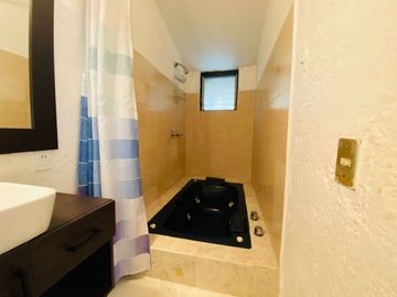 Casa Sola en Pedregal de las Fuentes Jiutepec - CAEN-1089-Cs