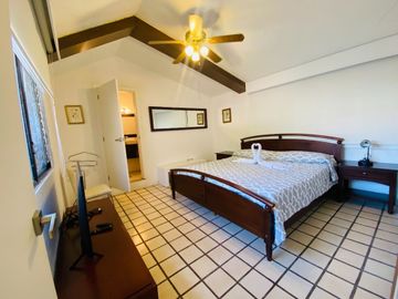 Casa Sola en Pedregal de las Fuentes Jiutepec - CAEN-1089-Cs