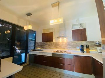 Casa Sola en Pedregal de las Fuentes Jiutepec - CAEN-1089-Cs