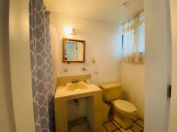 Casa Sola en Pedregal de las Fuentes Jiutepec - CAEN-1089-Cs