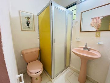 Casa Sola en Pedregal de las Fuentes Jiutepec - CAEN-1089-Cs