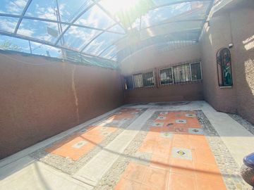 Casa Sola en Pedregal de las Fuentes Jiutepec - CAEN-1089-Cs