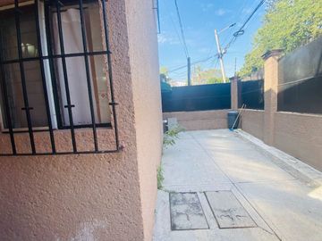 Casa Sola en Pedregal de las Fuentes Jiutepec - CAEN-1089-Cs