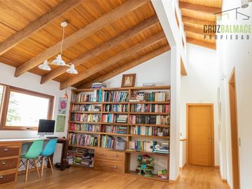 Casa en Venta en Preciosa casa, con acceso a la Playa y río, en condominio con seguridad