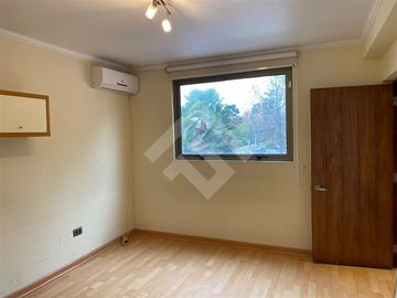 Casa en Venta en Entre Helsby y Onofre Jarpa