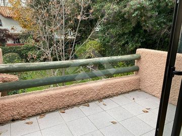 Casa en Venta en Entre Helsby y Onofre Jarpa
