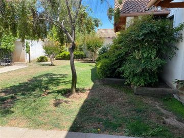Casa en Venta en Adobes de Nogales, Machalí