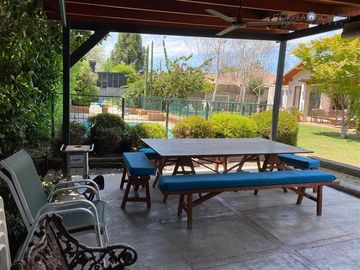 Casa en Venta en Adobes de Nogales, Machalí