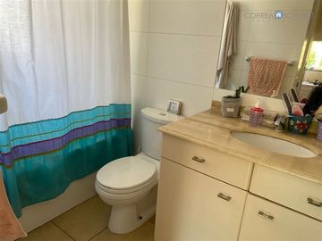 Casa en Venta en Adobes de Nogales, Machalí