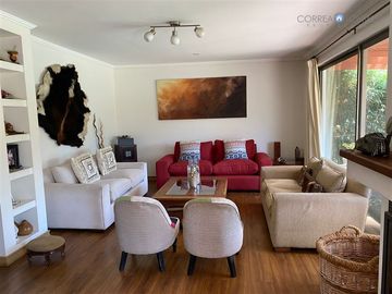 Casa en Venta en Adobes de Nogales, Machalí