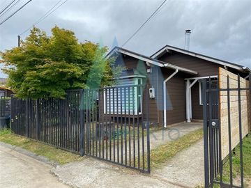 Casa en Venta en Altos del Calle Calle, Collico.