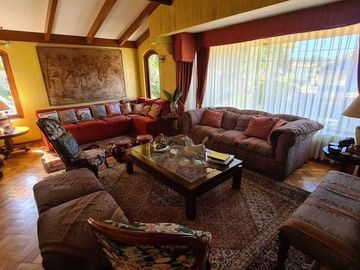 Vende Casa Con Piscina En Jardín del Mar